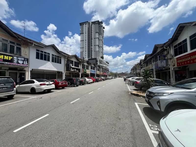 Shop for Rent in Taman Molek (Johor Bahru) - Joyen Pun - Exterior - PropertyGuru.com.my