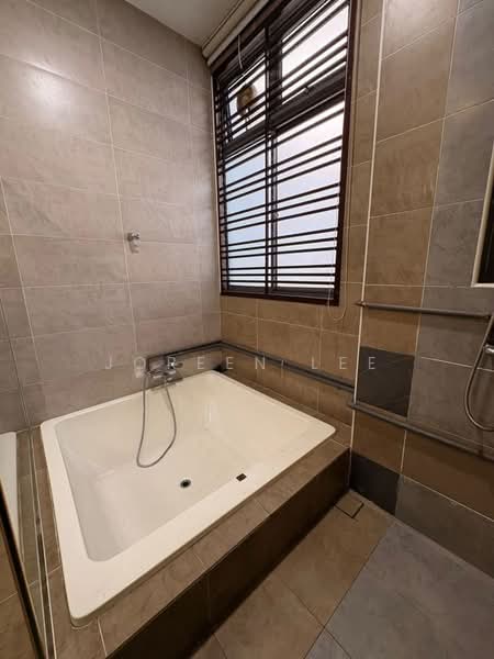 Semi-Detached House for Sale in Skudai (Johor) - Joreen Lee - Bathroom - PropertyGuru.com.my