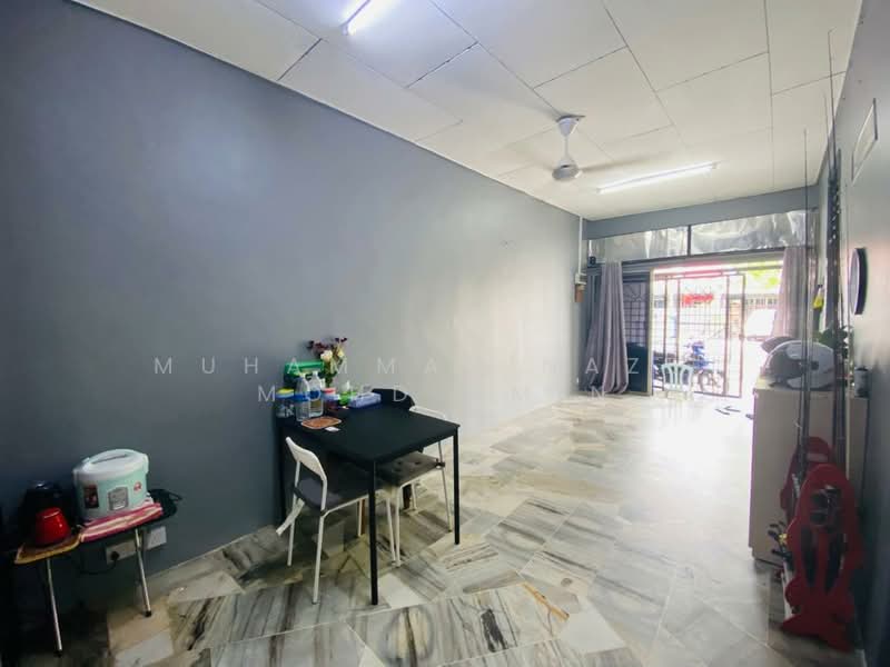 Terraced House for Sale in Batu 9 (Cheras) - Muhammad Nazli Mohd Amin - Living Room - PropertyGuru.com.my