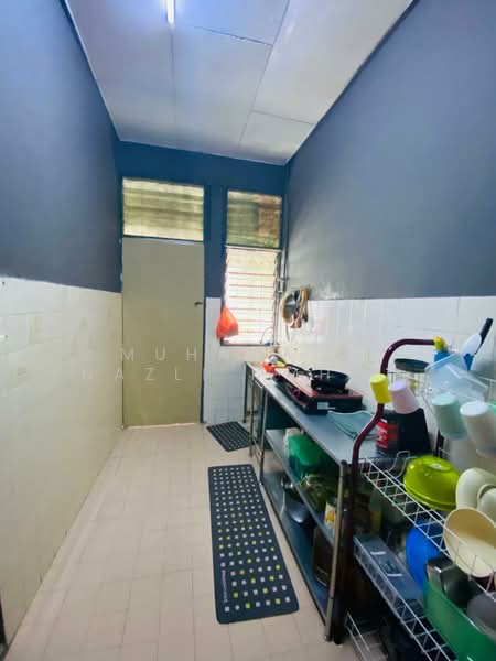 Terraced House for Sale in Batu 9 (Cheras) - Muhammad Nazli Mohd Amin - Kitchen - PropertyGuru.com.my