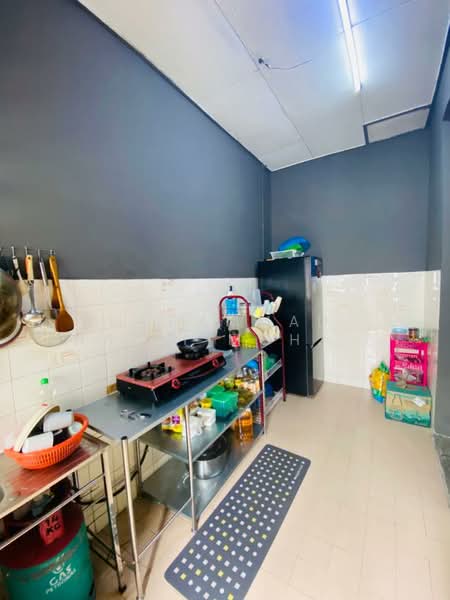 Terraced House for Sale in Batu 9 (Cheras) - Muhammad Nazli Mohd Amin - Kitchen - PropertyGuru.com.my