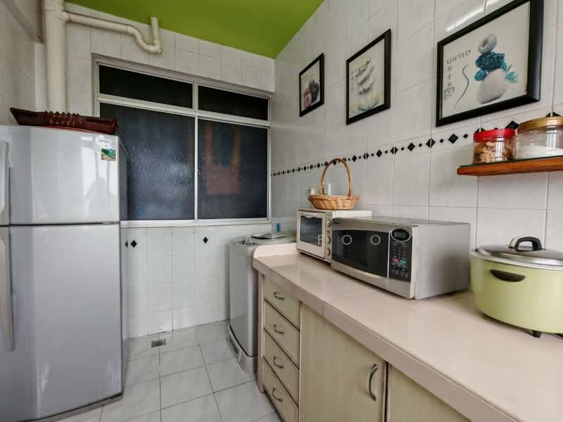 Kondominium untuk Disewa di Azuria Condominium - Lucas Foo - Kitchen - PropertyGuru.com.my