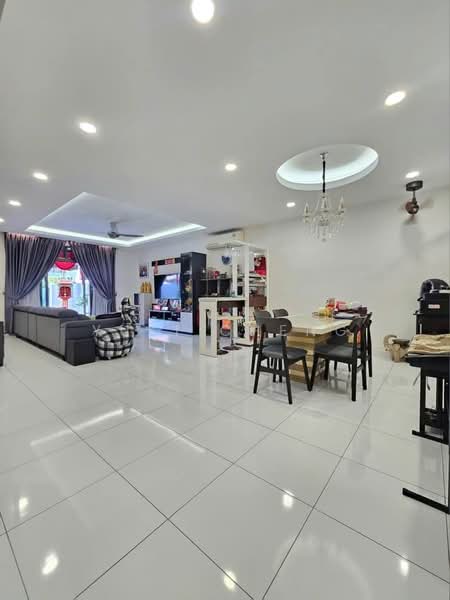 2-storey Terraced House for Sale in Bandar Dato Onn (Tebrau) - Yuki Cheng - Living Room - PropertyGuru.com.my