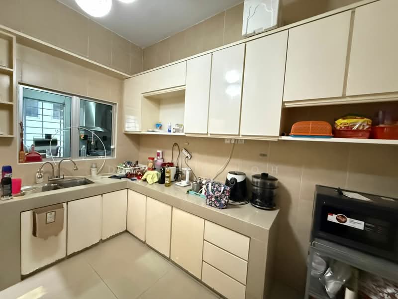 Rumah Teres 2 Tingkat untuk Dijual di Taman Sri Putra Mas (Sungai Buloh) - Daphne Loh - Kitchen - PropertyGuru.com.my