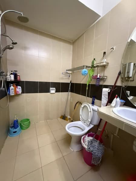 Rumah Teres 2 Tingkat untuk Dijual di Taman Sri Putra Mas (Sungai Buloh) - Daphne Loh - Bathroom - PropertyGuru.com.my