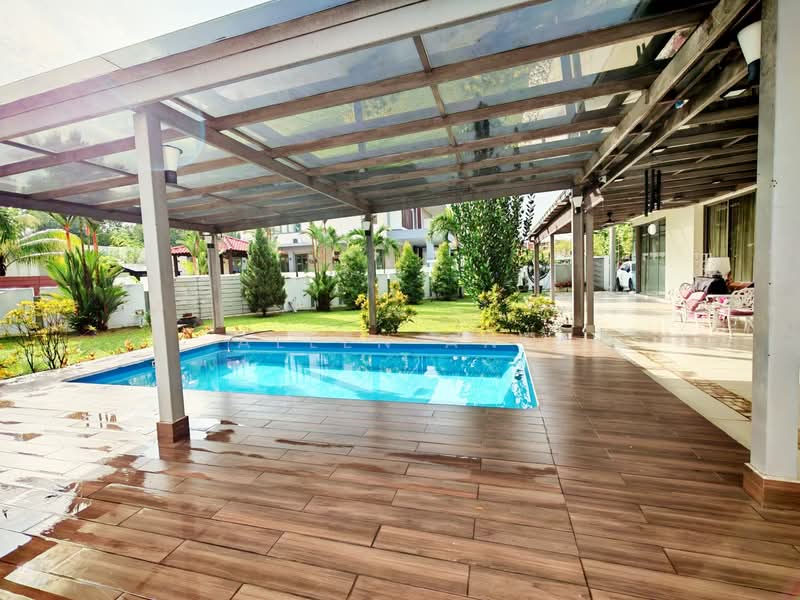 Semi-Detached House for Sale in Glenmarie (Selangor) - Allen Ang - Exterior - PropertyGuru.com.my