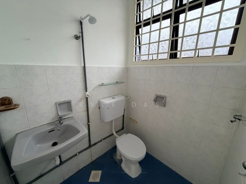 Taman Desa Cemerlang Jalan Saga untuk Untuk Dijual - RM 648,000, Mac 2026 - Bathroom - PropertyGuru.com.my