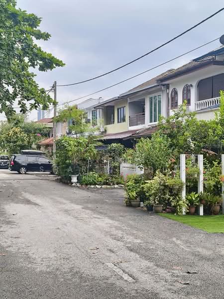 2-storey Terraced House for Sale in Ampang Jaya (Ampang) - Kashfi Sharifuddin - Exterior - PropertyGuru.com.my