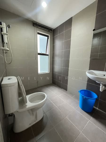 Condominium for Rent at Atmosfera Kondominium - Amelyn Thong - Bathroom - PropertyGuru.com.my
