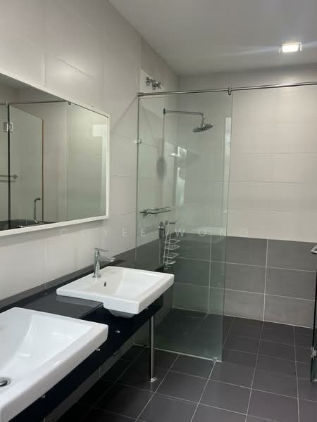 3-storey Terraced House for Sale in Selayang (Selangor) - Coyee Wong - Bathroom - PropertyGuru.com.my