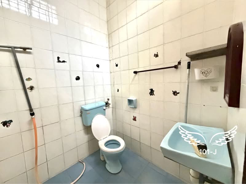 Terraced House for Sale in Shah Alam (Selangor) - Joey Ng - Bathroom - PropertyGuru.com.my