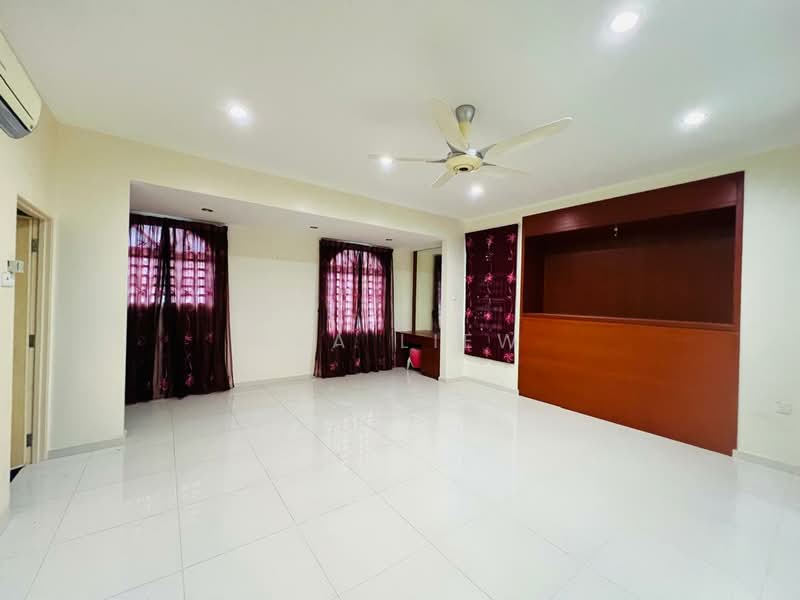 Semi-Detached House for Sale in Batu Maung (Penang) - Eva Liew - Living Room - PropertyGuru.com.my