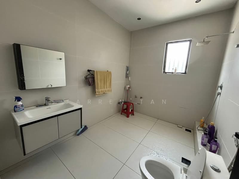 Semi-Detached House for Sale in Setia Utama (Setia Alam) - Jarren Tan - Bathroom - PropertyGuru.com.my