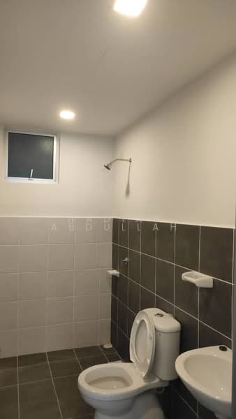 Melodi Perdana untuk Untuk Disewa - RM 1,300 /bulan, Mac 2026 - Bathroom - PropertyGuru.com.my