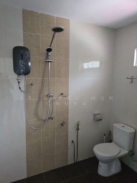 2-storey Terraced House for Rent in Puchong (Selangor) - Eric Lau Mun Chung - Bathroom - PropertyGuru.com.my