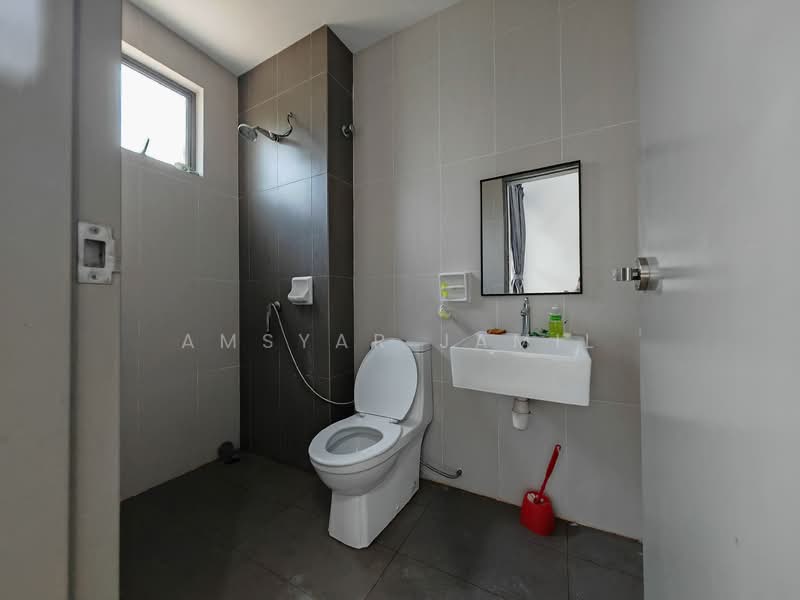 Emerald @ TTDI Alam Impian untuk Untuk Disewa - RM 2,200 /bulan, Mac 2026 - Bathroom - PropertyGuru.com.my