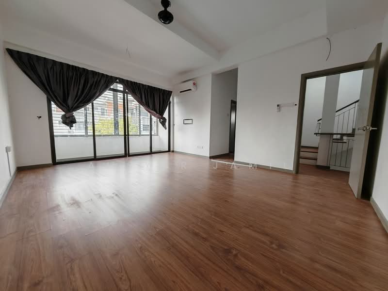 Emerald @ TTDI Alam Impian untuk Untuk Disewa - RM 2,200 /bulan, Mac 2026 - Living Room - PropertyGuru.com.my