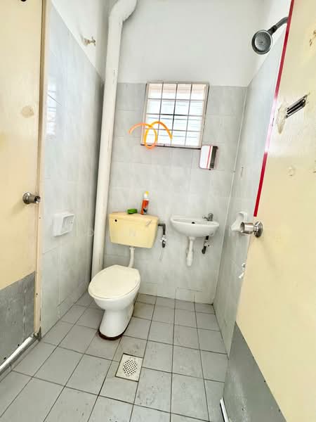 2-storey Terraced House for Rent in Bukit Mahkota (Bangi) - Eldon Chong - Bathroom - PropertyGuru.com.my
