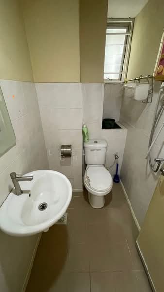 Kepong Sentral Condominium untuk Untuk Dijual - RM 280,000, Mac 2026 - Bathroom - PropertyGuru.com.my