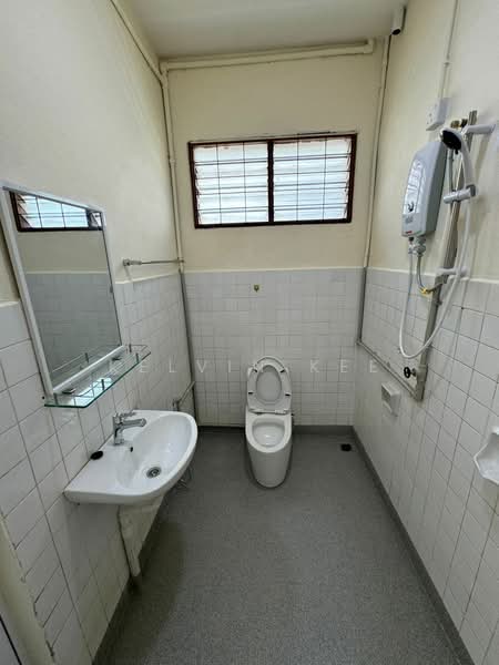 Bungalow for Rent in Minden Heights (Gelugor) - KELVIN KEE - Bathroom - PropertyGuru.com.my