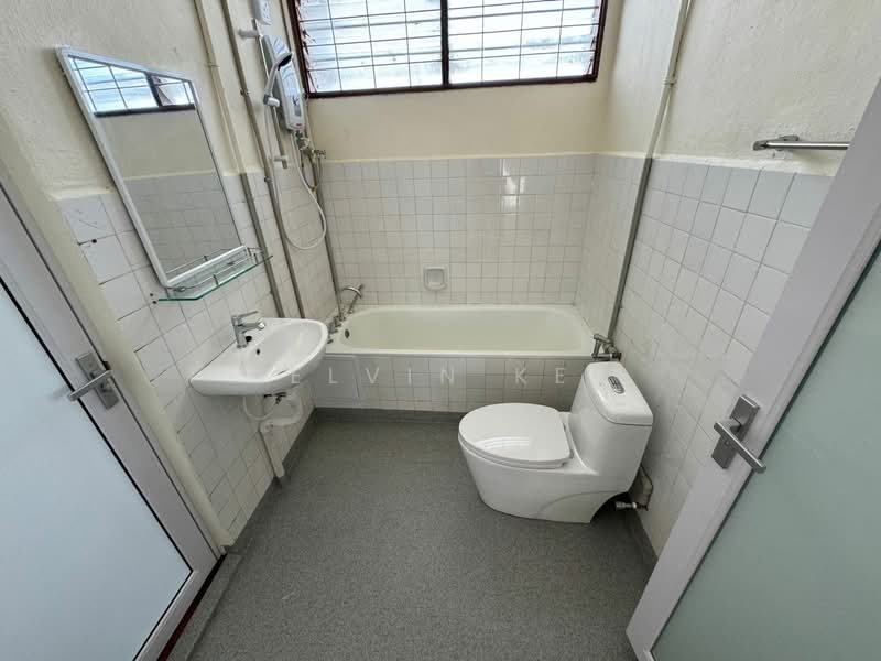 Bungalow for Rent in Minden Heights (Gelugor) - KELVIN KEE - Bathroom - PropertyGuru.com.my