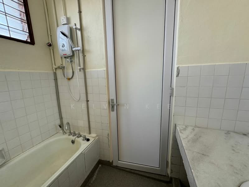 Bungalow for Rent in Minden Heights (Gelugor) - KELVIN KEE - Bathroom - PropertyGuru.com.my