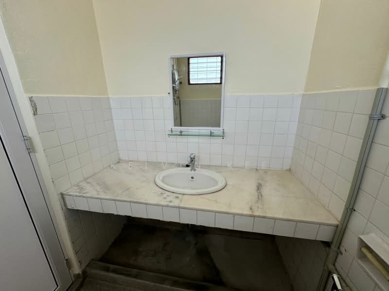 Bungalow for Rent in Minden Heights (Gelugor) - KELVIN KEE - Bathroom - PropertyGuru.com.my