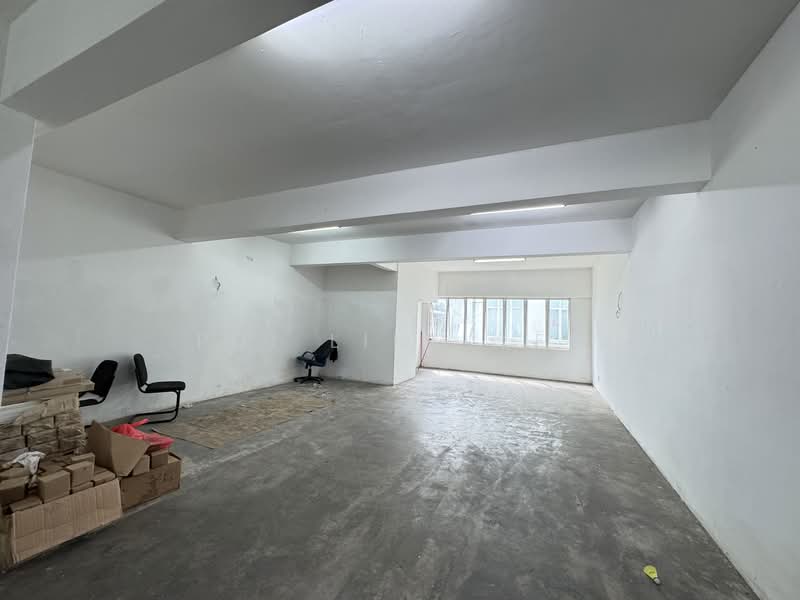 Kota Damansara - 4 Storey Shop Office untuk Untuk Dijual - RM 2,200,000, Mac 2026 - Interior - PropertyGuru.com.my