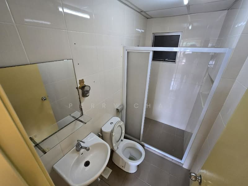 OUG Parklane untuk Untuk Disewa - RM 1,500 /bulan, Mac 2026 - Bathroom - PropertyGuru.com.my