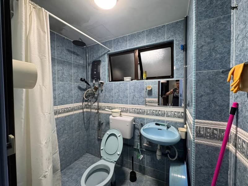 Apartment for Sale at Taman Lembah Maju 600 Apartment - Wymer Liew - Bathroom - PropertyGuru.com.my