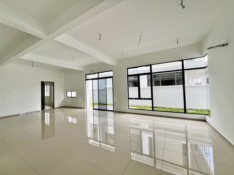 Cluster House for Sale in Horizon Hills (Iskandar Puteri (Nusajaya)) - Jacob Koh - Living Room - PropertyGuru.com.my