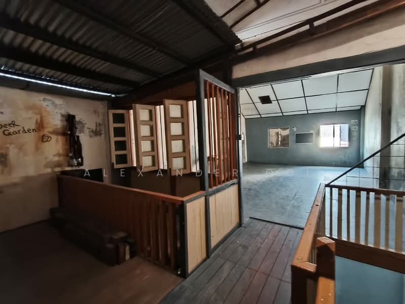 Pekan Cina Shop For Rent untuk Untuk Disewa - RM 2,300 /bulan, Apr 2026 - Interior - PropertyGuru.com.my