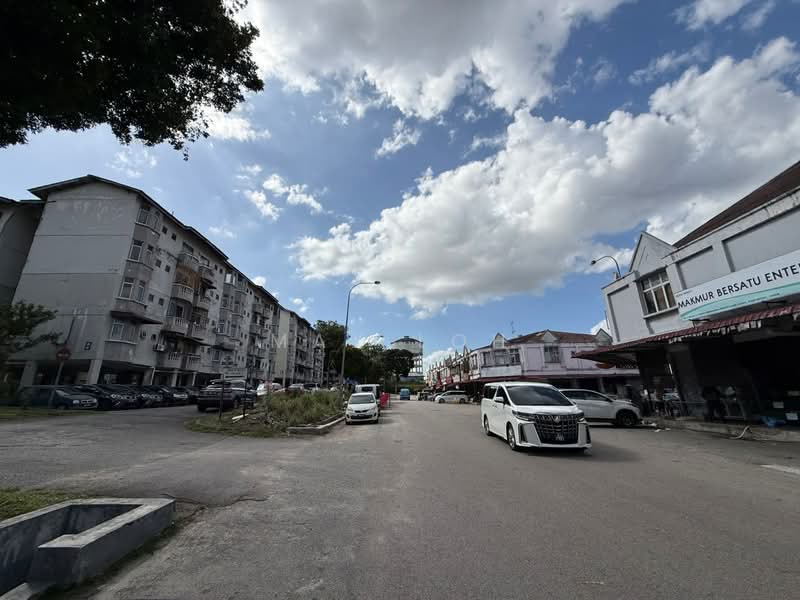 Shop for Sale in Gelang Patah (Johor) - Max Loh - Exterior - PropertyGuru.com.my