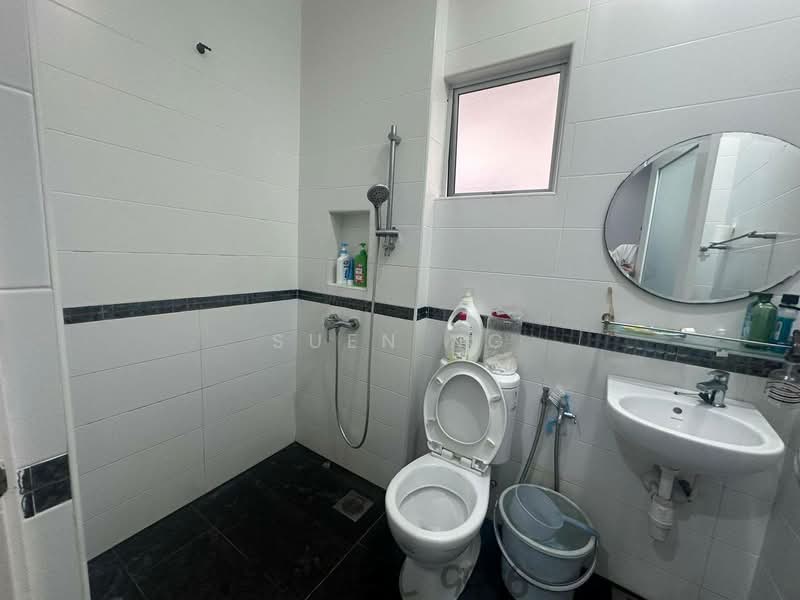 Semi-Detached House for Sale in Bandar Botanic (Klang) - Suen Ng - Bathroom - PropertyGuru.com.my