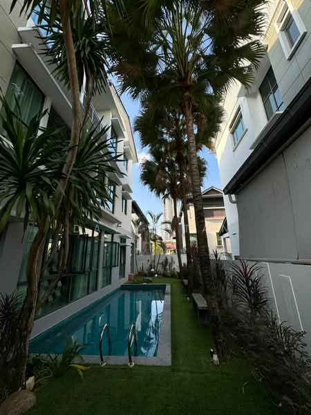 Bungalow for Rent in Mont Kiara (Kuala Lumpur) - David Tan - Exterior - PropertyGuru.com.my