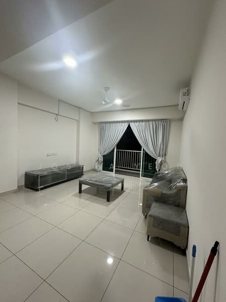 Orange Regency untuk Untuk Disewa - RM 1,700 /bulan, Mac 2026 - Living Room - PropertyGuru.com.my