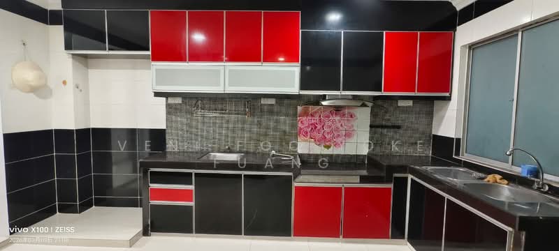 Impian 3 (2-Storey, 18x65) @ Setia Alam untuk Untuk Disewa - RM 1,800 /bulan, Mac 2026 - Kitchen - PropertyGuru.com.my