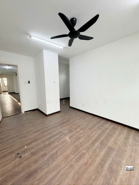 Bungalow for Sale in Pekan Meru (Kapar) - Daniel Kok - Interior - PropertyGuru.com.my