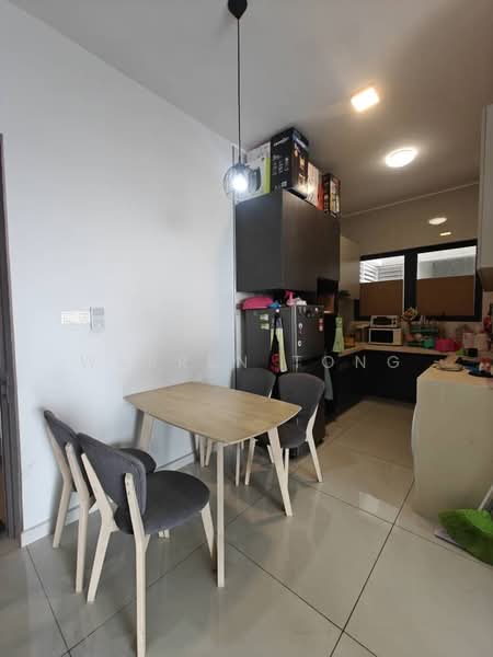 Condominium for Sale at Amberside @ Country Garden Danga Bay - Warren Tong - Kitchen - PropertyGuru.com.my