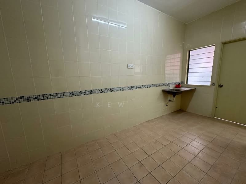 Terraced House for Sale in Bandar Sungai Long (Selangor) - Kew . - Kitchen - PropertyGuru.com.my
