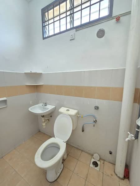 2-storey Terraced House for Sale in Bandar Seri Alam (Masai) - Kasper Lee - Bathroom - PropertyGuru.com.my