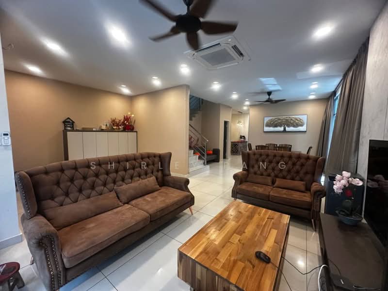 Cluster House for Sale in Mutiara Rini (Skudai) - Shirley Pang - Living Room - PropertyGuru.com.my