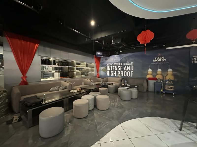 Shop for Rent in Bukit Bintang (KL City Centre) - Yang . - Living Room - PropertyGuru.com.my