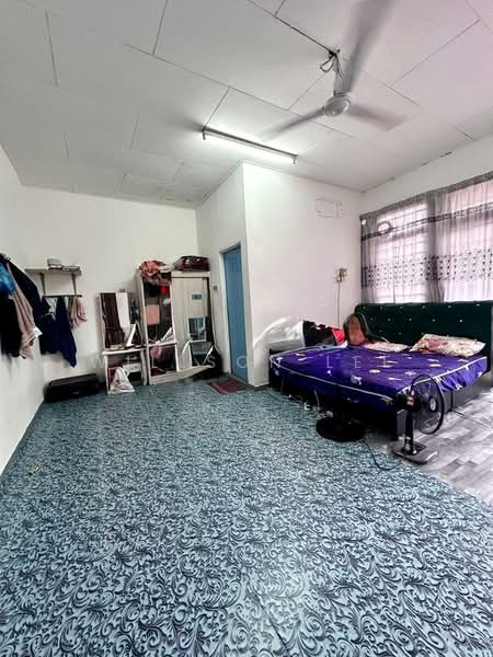 2-storey Terraced House for Sale in Taman Tiong Mas (Simpang Ampat) - Willson Lee - Bedroom - PropertyGuru.com.my