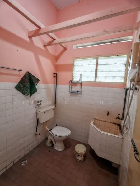 Bungalow House untuk Dijual di Teluk Intan (Perak) - Kingston Choo - Bathroom - PropertyGuru.com.my