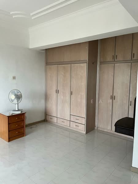 For Rent - Aquarius Apartment