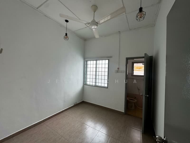 2-storey Terraced House for Sale in Usj 12 (Subang Jaya) - Jeslyn Chua - Interior - PropertyGuru.com.my