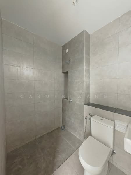 2-storey Terraced House for Sale in Amverton Hills (Sungai Buloh) - Carmen Wang - Bathroom - PropertyGuru.com.my