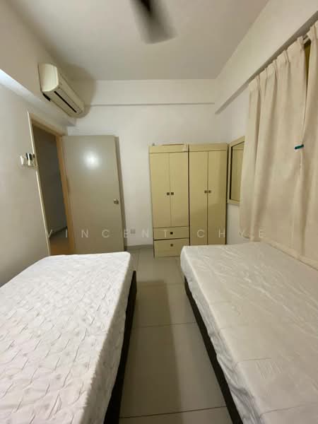 Condominium for Sale at The Zest @ Kinrara 9 - Vincent Chye - Bedroom - PropertyGuru.com.my