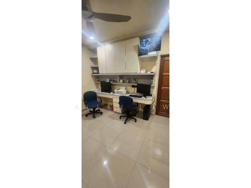 2.5-storey Terraced House for Sale in Petaling Jaya (Selangor) - Allen Low - Study - PropertyGuru.com.my